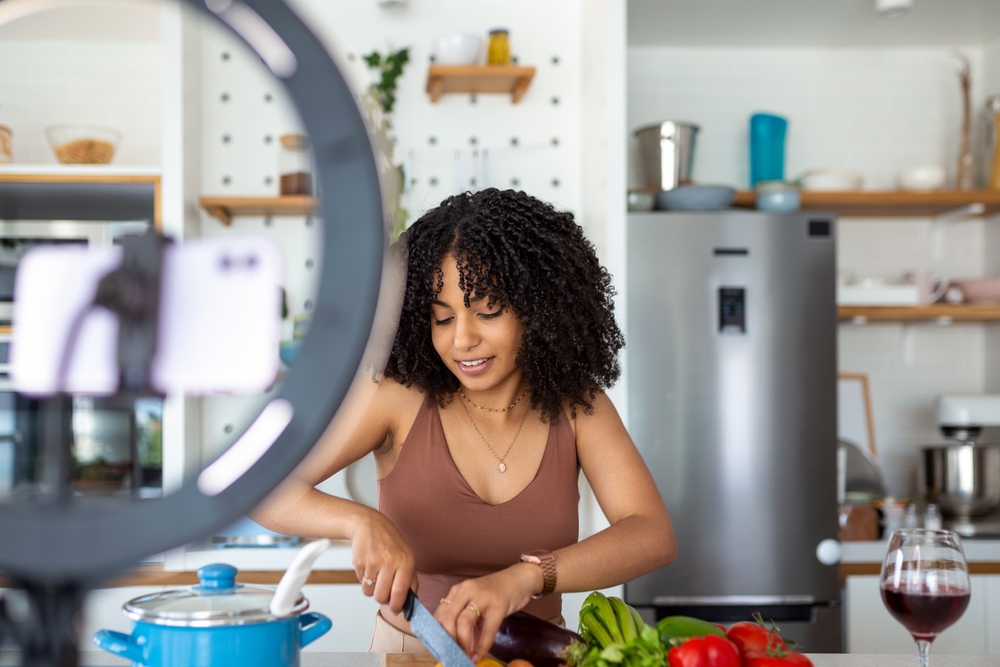 5 ideias de conteúdo em vídeo para nutricionistas postarem no Instagram e TikTok